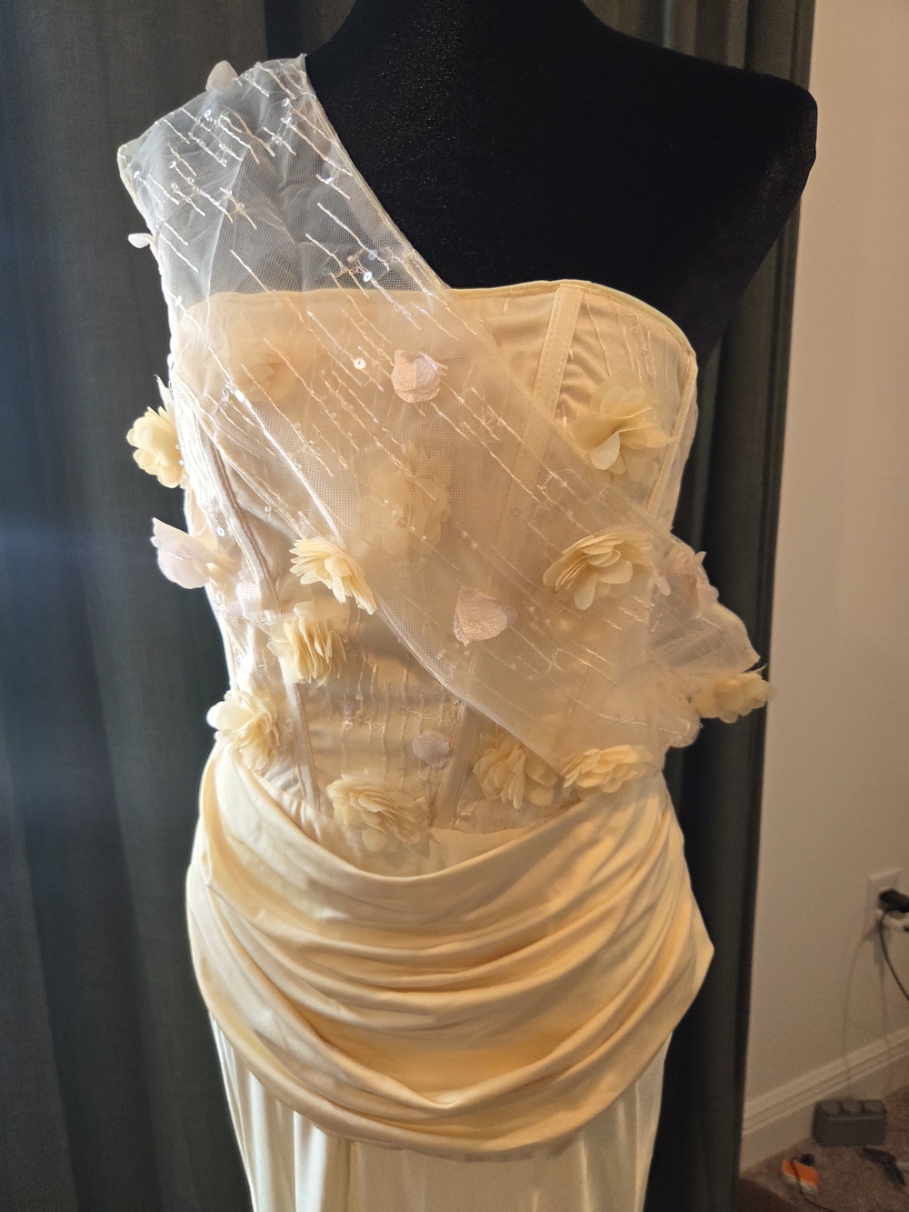 Strapless Floral-Appliqué Satin Gown - Picture 6 of 11